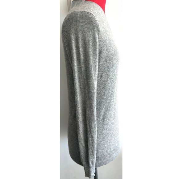 Theory Grey V-Neck Cashmere Sweater Sz S - Picture 2 of 8